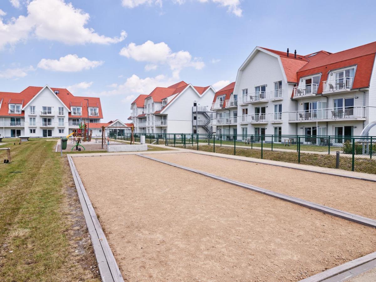 Holiday Suites นิวว์ปอร์ท ภายนอก รูปภาพ