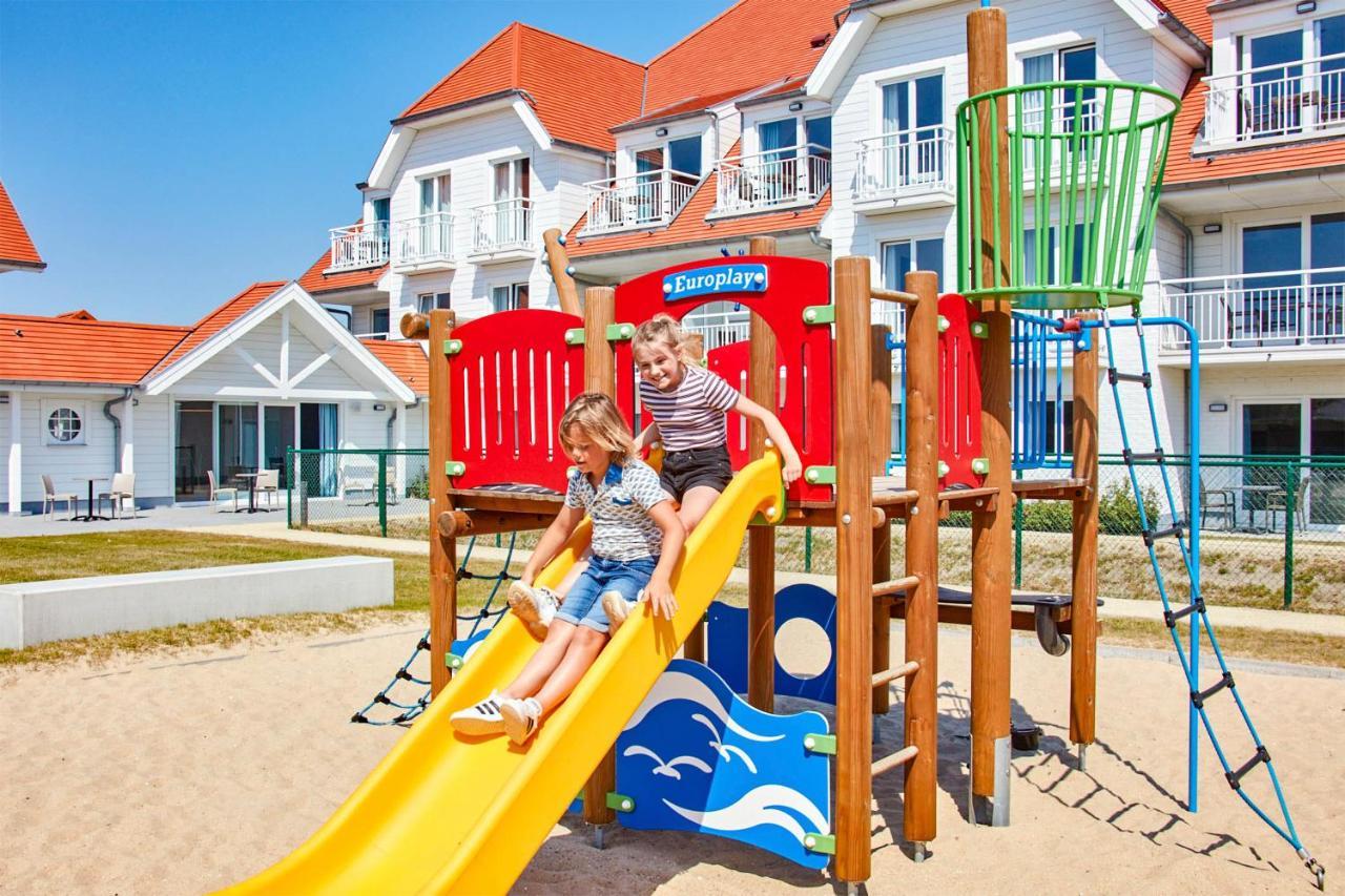 Holiday Suites นิวว์ปอร์ท ภายนอก รูปภาพ