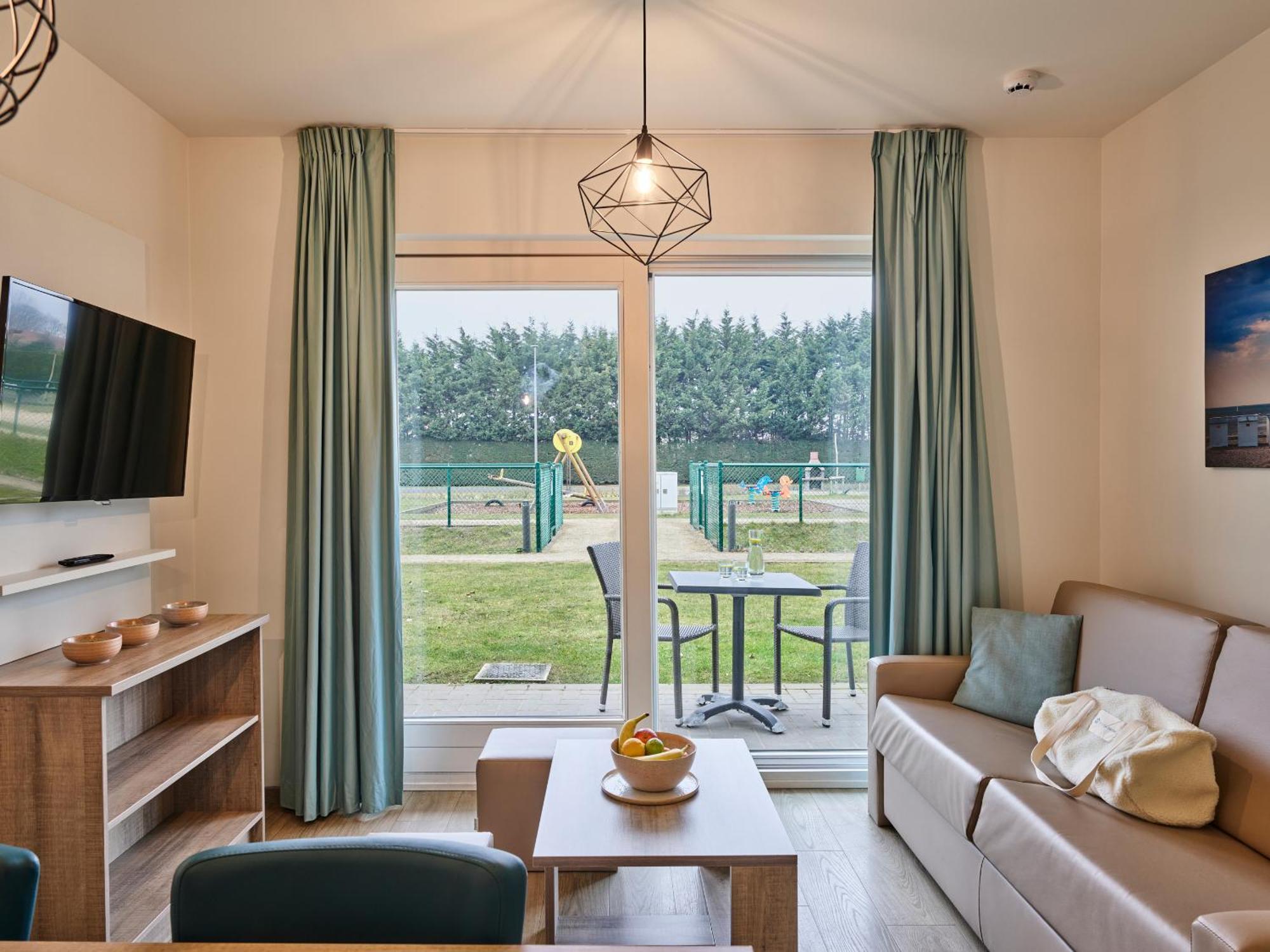Holiday Suites นิวว์ปอร์ท ภายนอก รูปภาพ